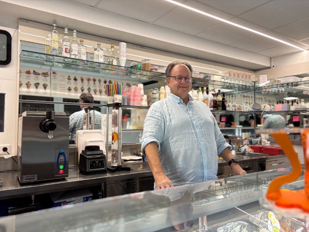 Der Inhaber in der Manufaktur